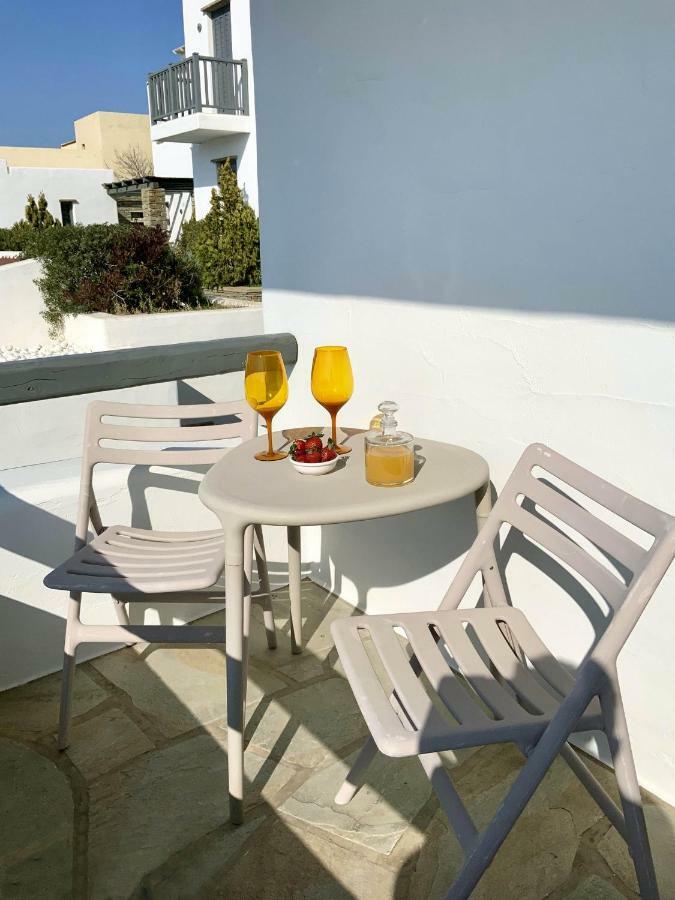 Aqua Blue, Only 100 Meters From The Beach Of Gialiskari Ioulis ภายนอก รูปภาพ